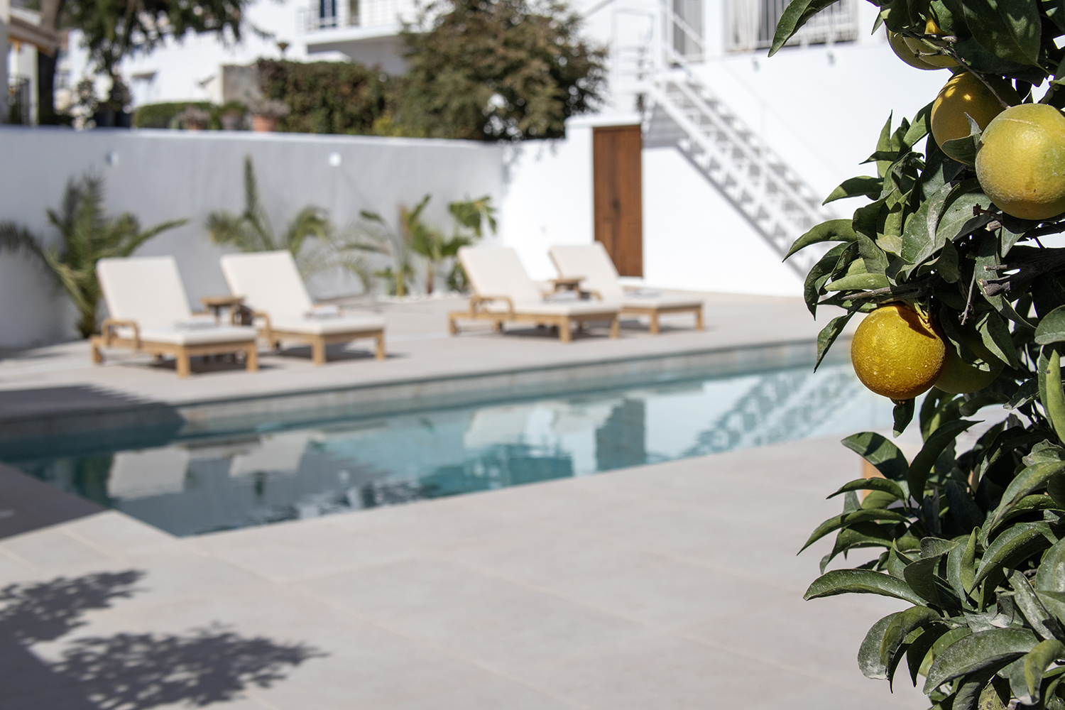 Pool view 03