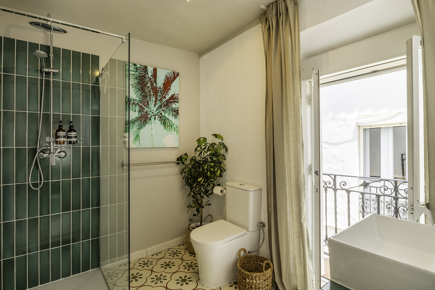 The Suite — bathroom.